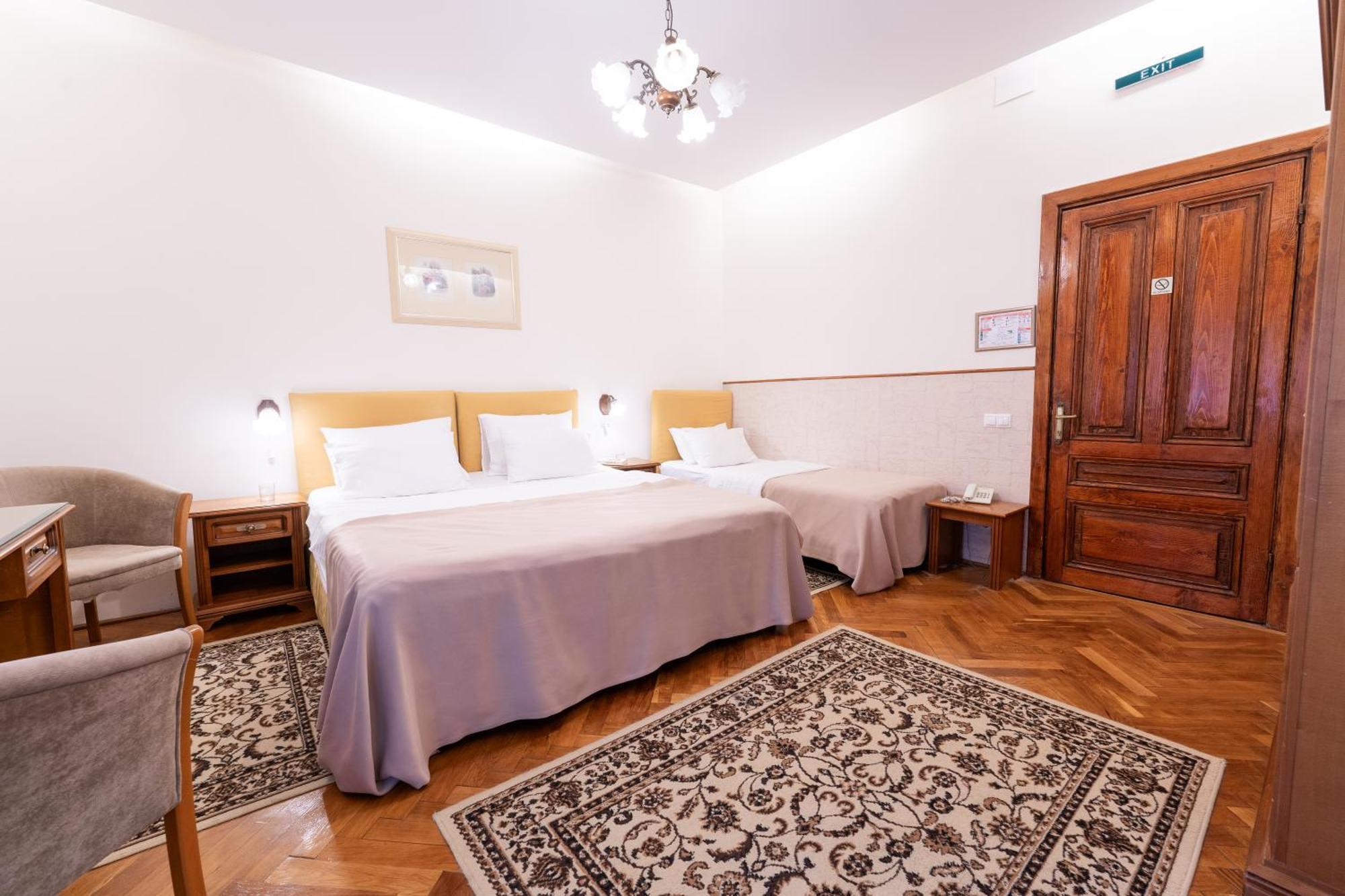 Vila Camelia Sinaia Esterno foto