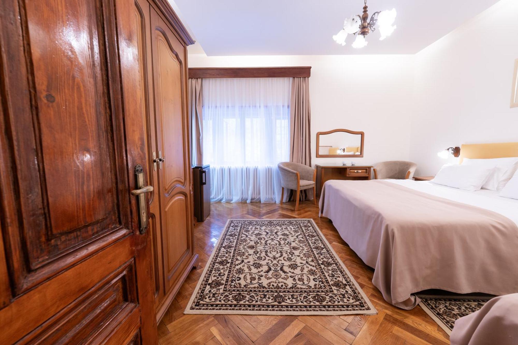 Vila Camelia Sinaia Esterno foto