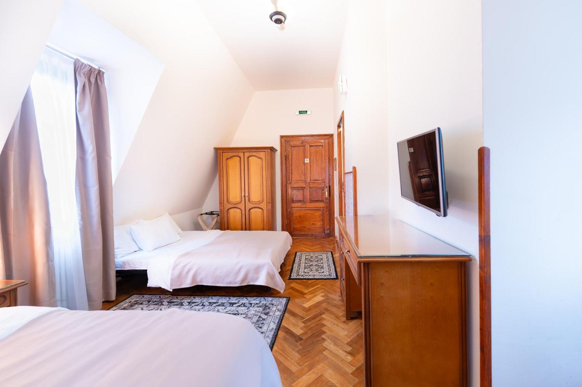 Vila Camelia Sinaia Esterno foto