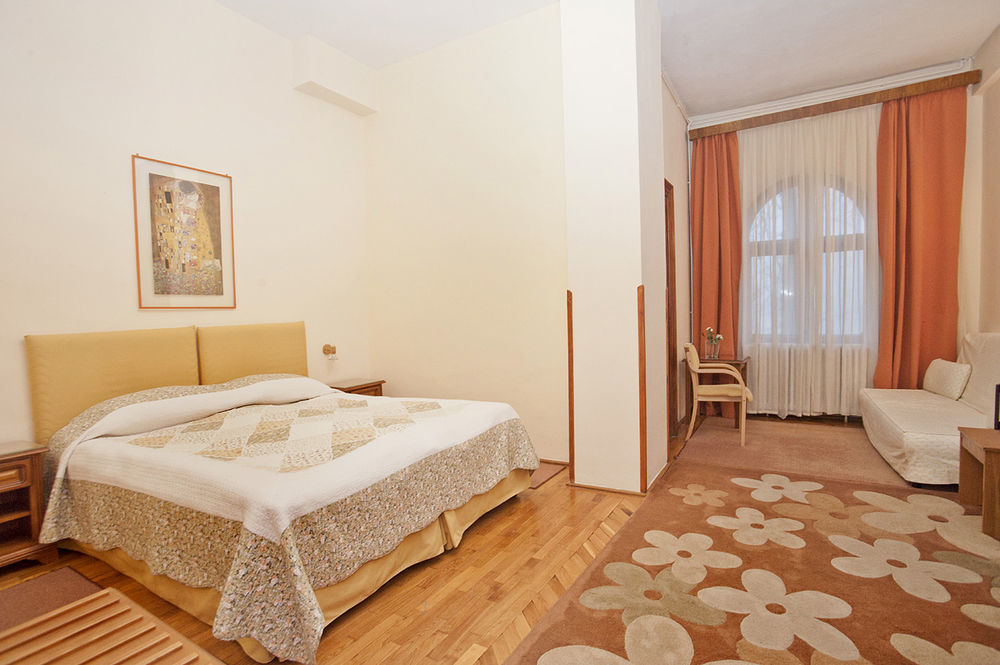 Vila Camelia Sinaia Esterno foto